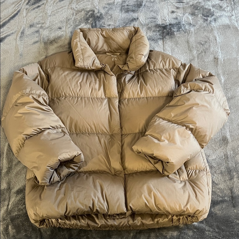 UNIQLO Womens Tan Puffer Jacket